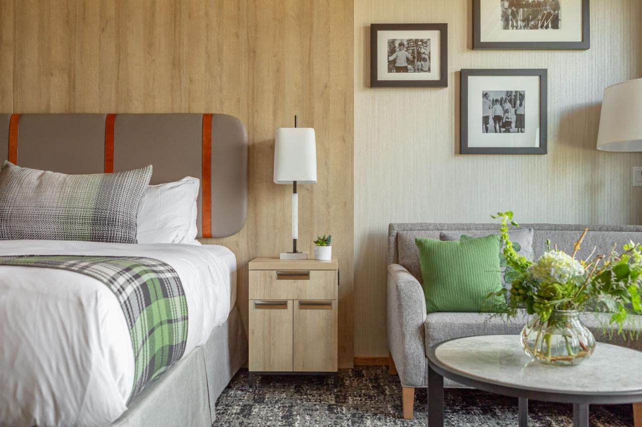 Headwaters Lodge At Eagle Ranch Resort Invermere Buitenkant foto
