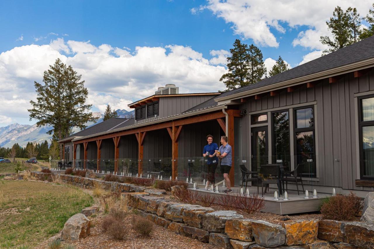 Headwaters Lodge At Eagle Ranch Resort Invermere Buitenkant foto