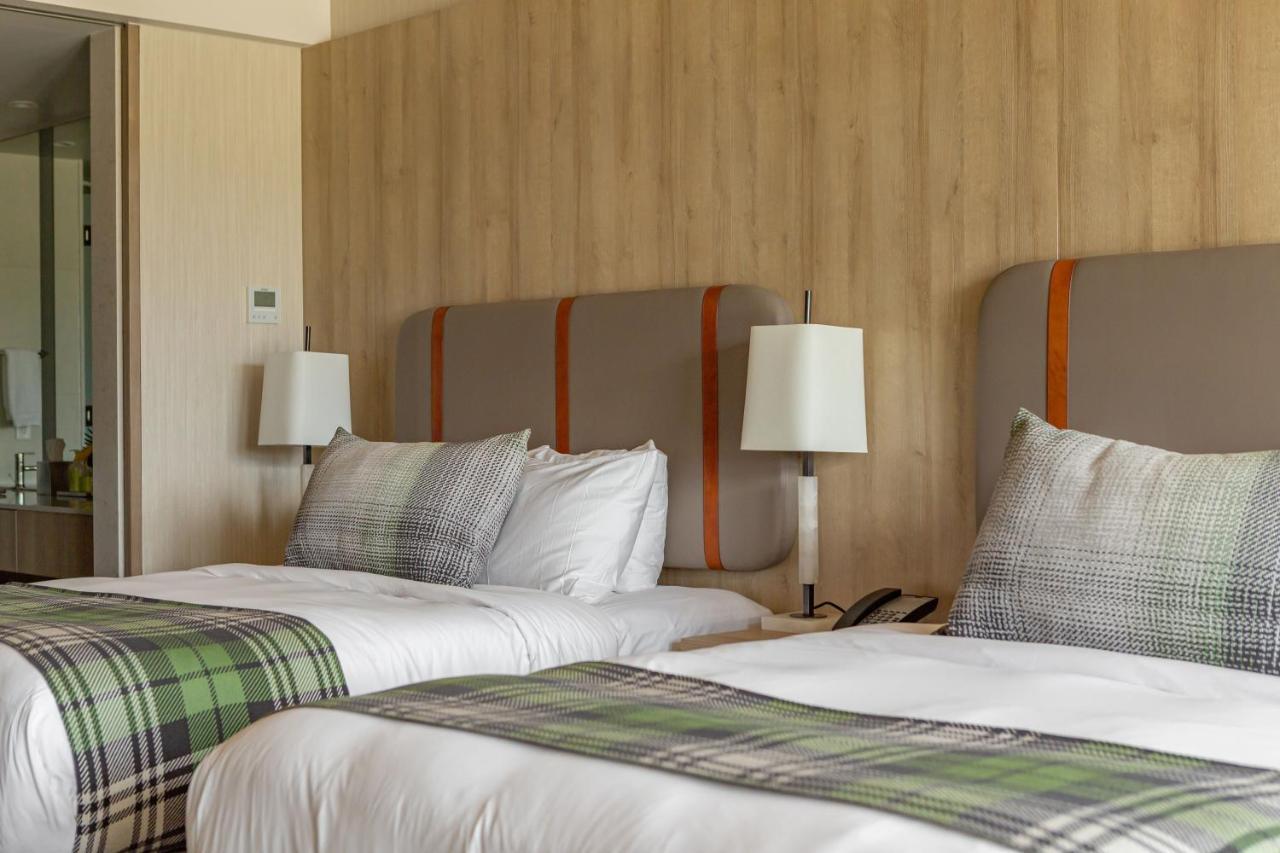 Headwaters Lodge At Eagle Ranch Resort Invermere Kamer foto